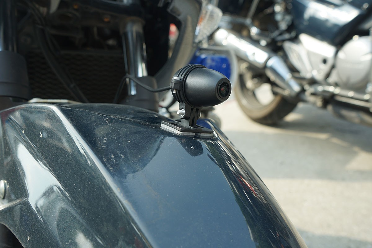 HFK 受邀到警队安装摩托车行车记录仪